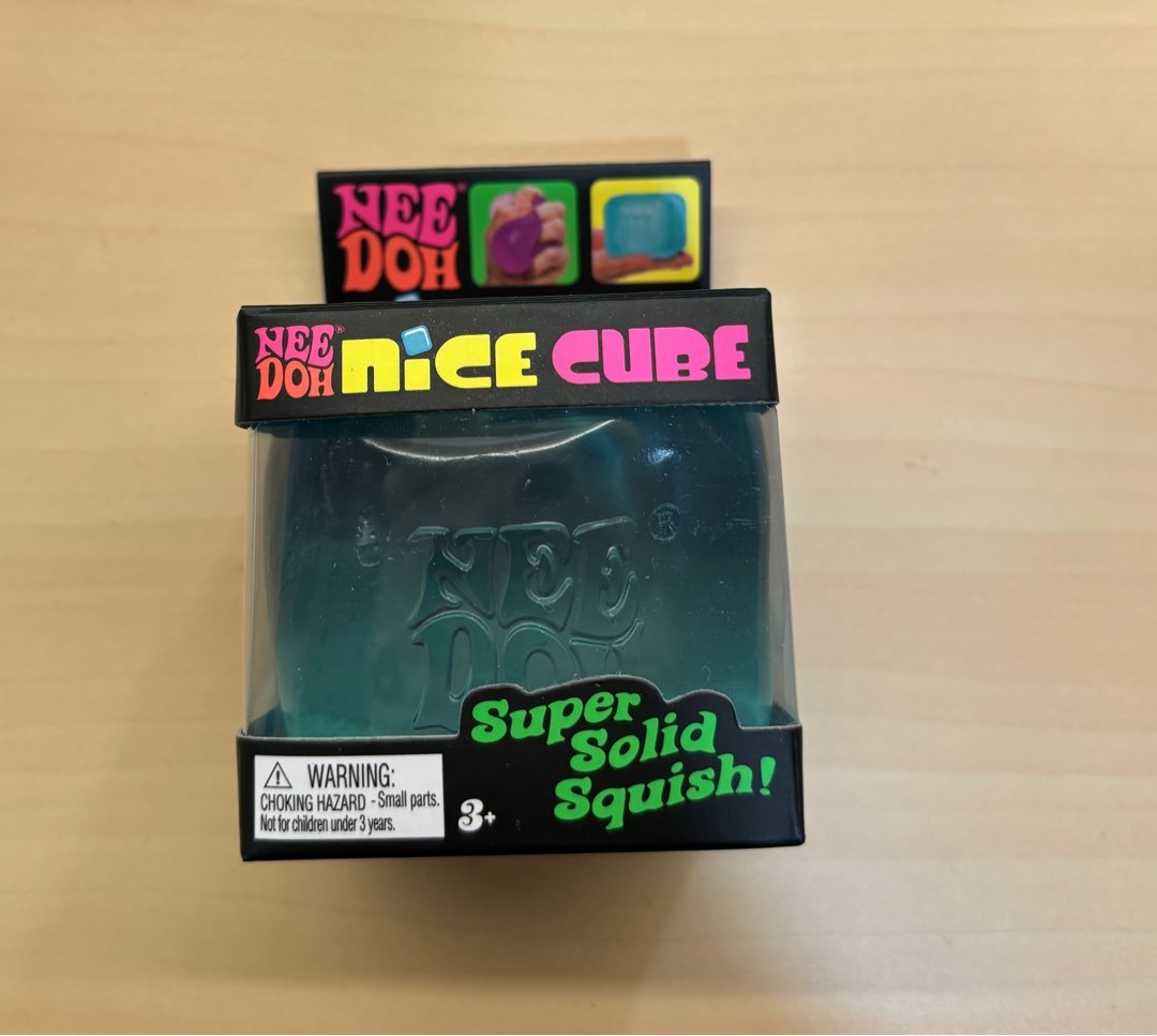 NeeDoh Classic Groovy Glob customer-style review image